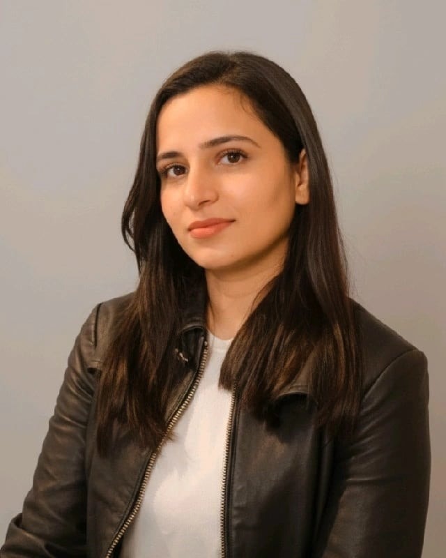 Portrait of Madiha Rasool, AI-Driven Graphic Designer at Apexium