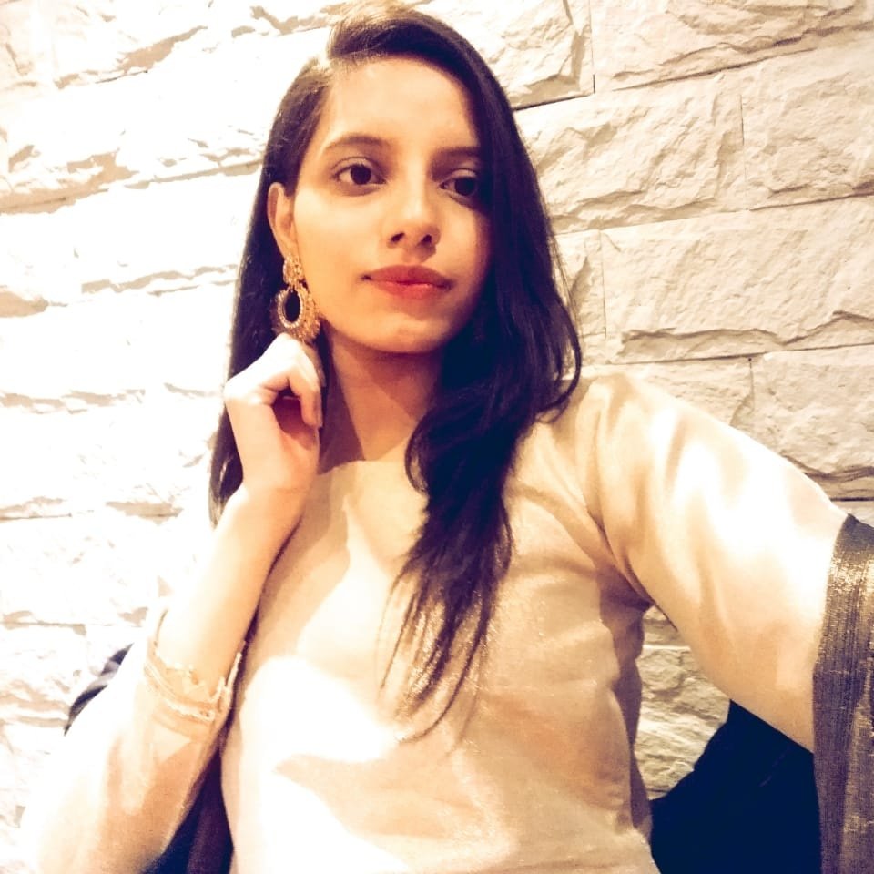 Alishba Khalid 
